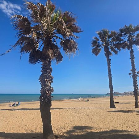 Lovely Apartment Near The Beach In Sunny La Mata Torrevieja Exteriör bild