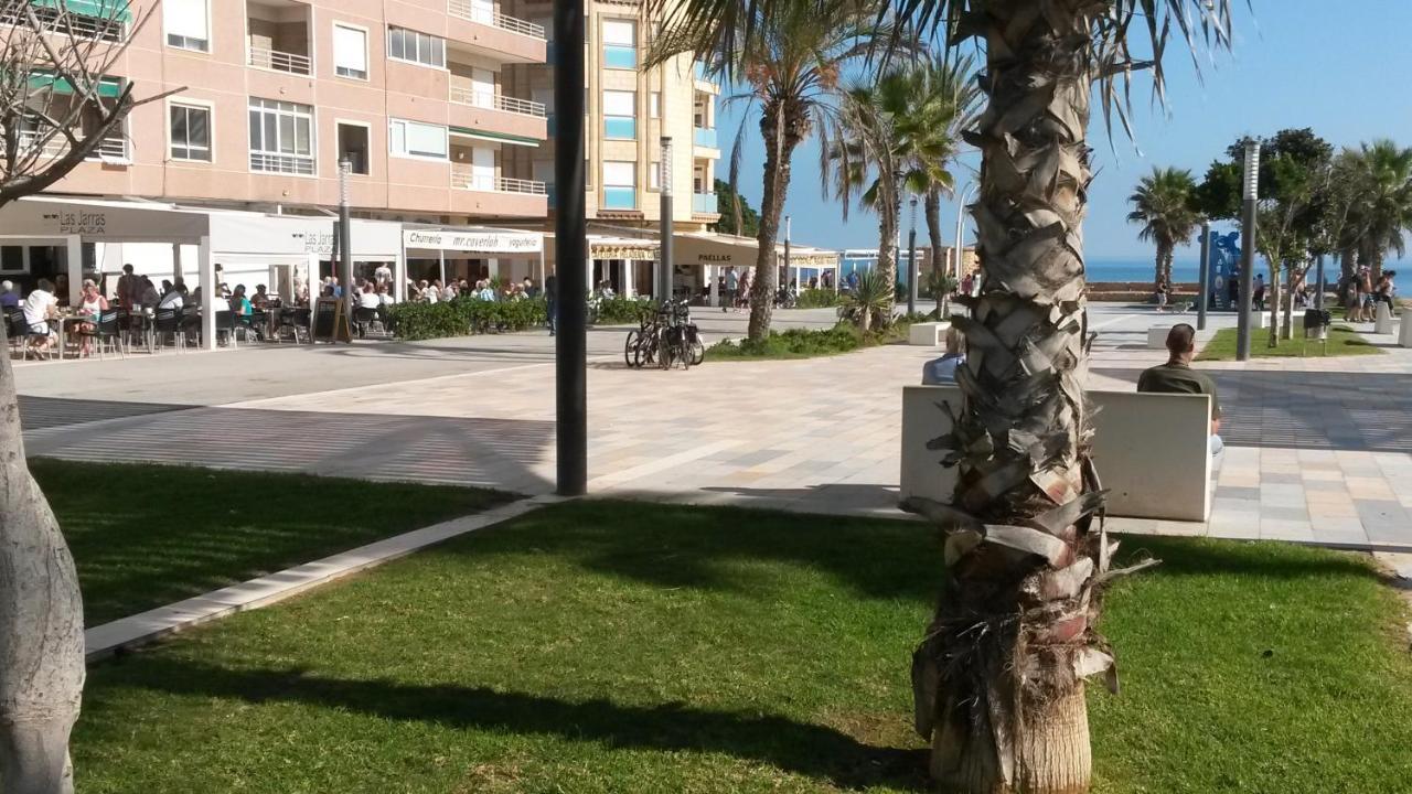 Lovely Apartment Near The Beach In Sunny La Mata Torrevieja Exteriör bild