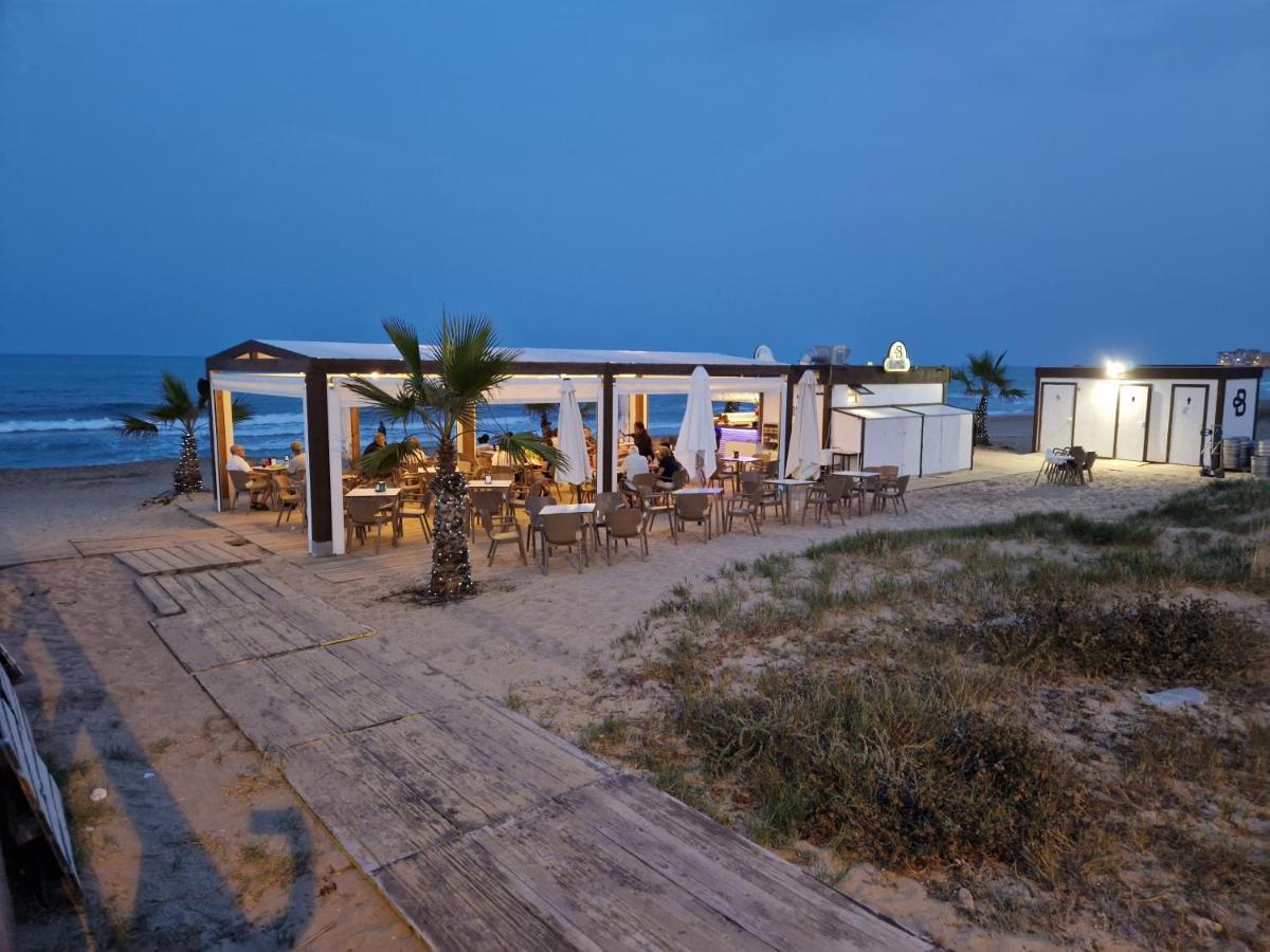 Lovely Apartment Near The Beach In Sunny La Mata Torrevieja Exteriör bild
